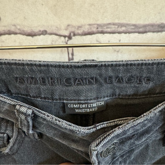 American Eagle Mom Jeans Comfort Stretch Waistband SZ 4 - Picture 4 of 5